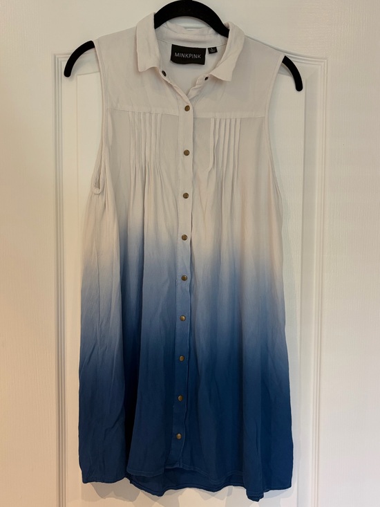 MINKPINK Dresses & Skirts - MINKPINK White to Blue Ombre Sleeveless Button-Front Gauzy Tunic Dress - Large